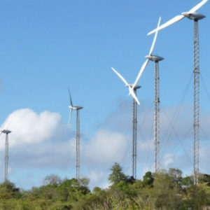 Le couplage parc éolien & stockage par batteries : décollage d’un nouveau modèle énergétique pour les zones isolées ?