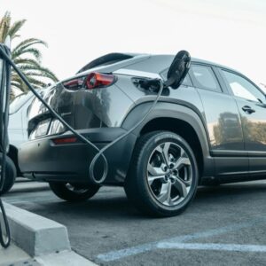 Le Plug & Charge : une nouvelle solution d’authentification et de facturation sécurisée au service de la recharge des véhicules électriques